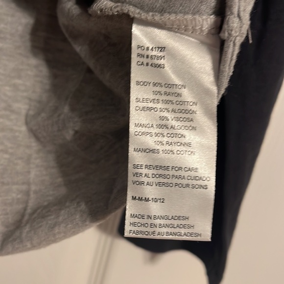 NHL Bruins Hockey long sleeve shirt size kids medium 10-12 NWOT - Picture 7 of 8